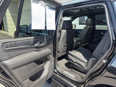 Used 2023 GMC Yukon Denali w/ LPO, Floor Liner Package AWD/4WD image 12