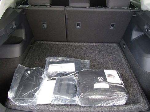 New 2026 Volkswagen Tiguan S AWD/4WD image 24