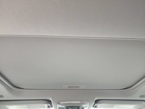 Used 2023 Toyota RAV4 XLE Premium FWD image 39