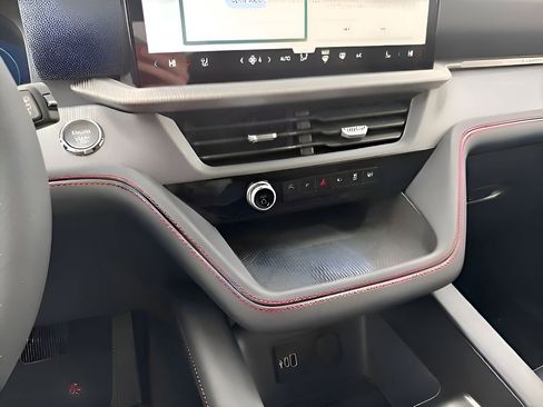 New 2026 Ford Explorer ST-Line image 22