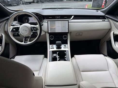 Used 2026 Jaguar F-PACE R-Dynamic S AWD/4WD image 17
