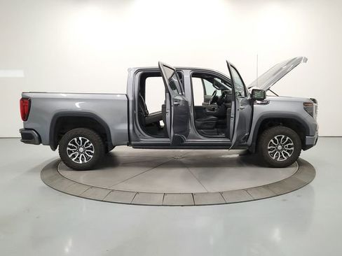 Used 2023 GMC Sierra 1500 AT4 w/ Technology Package AWD/4WD image 16