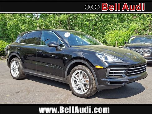 Used 2021 Porsche Cayenne AWD/4WD image 1