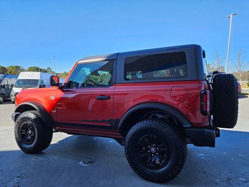 Used 2022 Ford Bronco Wildtrak image 5