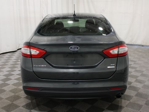 Used 2016 Ford Fusion SE w/ Equipment Group 202A FWD image 28