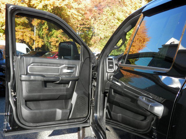 Used 2024 RAM 2500 Big Horn AWD/4WD image 15