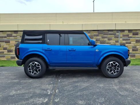 Used 2024 Ford Bronco Outer Banks AWD/4WD image 12