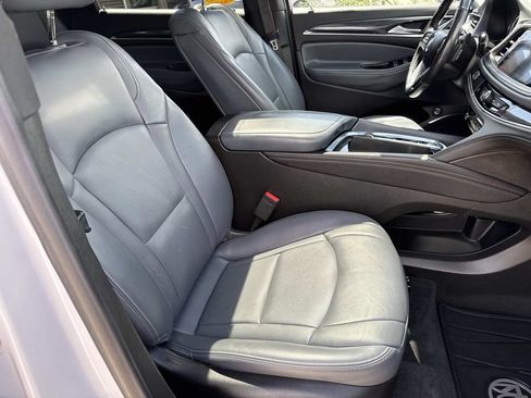 Used 2023 Buick Enclave Essence w/ Experience Buick Package FWD image 16