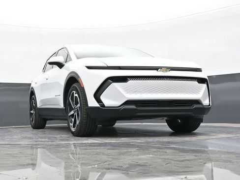 New 2026 Chevrolet Equinox EV LT image 49