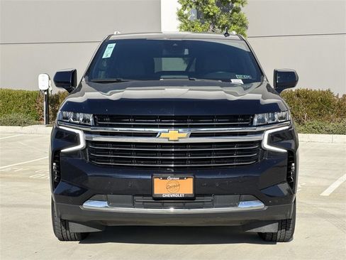 Used 2024 Chevrolet Suburban LT image 8