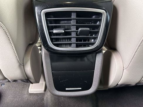 Certified 2022 Lincoln Nautilus FWD w/ Premium Package image 18