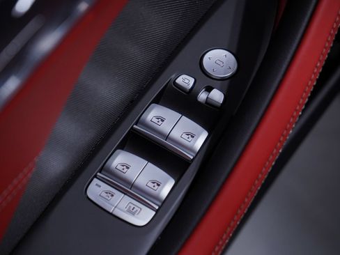 Used 2026 BMW 840i RWD image 17