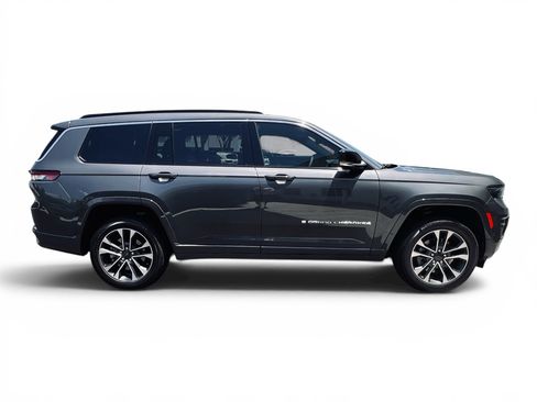 Used 2024 Jeep Grand Cherokee L Overland w/ Luxury Tech Group IV AWD/4WD image 11