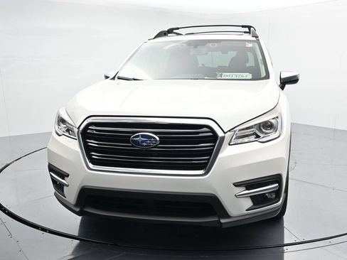 Used 2019 Subaru Ascent Touring AWD/4WD image 3