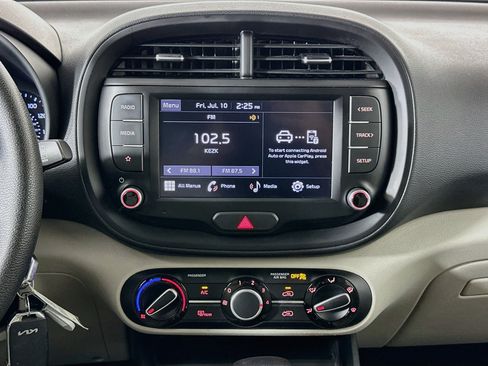 Used 2022 Kia Soul LX w/ Technology Package FWD image 23