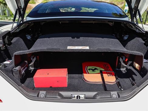 Used 2015 Ferrari California T RWD image 46