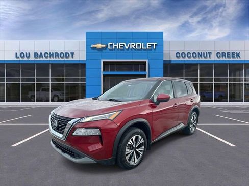 Used 2022 Nissan Rogue SV image 4