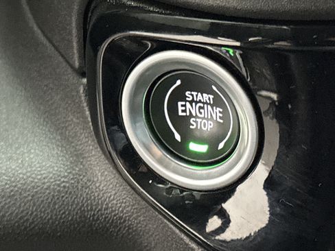 Used 2023 Chevrolet Silverado 1500 LTZ image 33