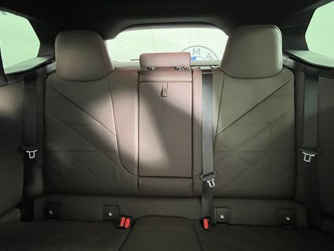 Used 2024 BMW iX xDrive50 AWD/4WD image 19