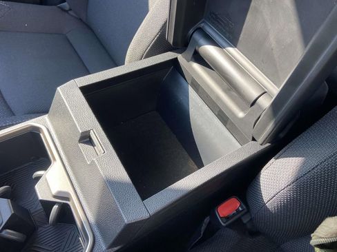 Used 2025 Toyota 4Runner SR5 image 28