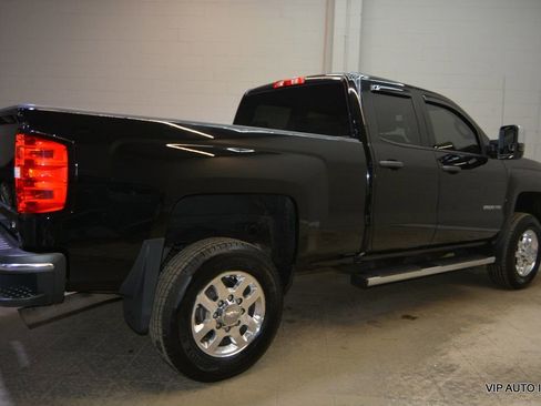 Used 2015 Chevrolet Silverado 2500 LT w/ LT Convenience Package AWD/4WD image 4