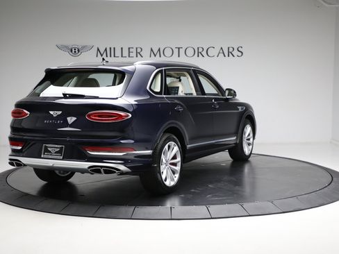 Used 2024 Bentley Bentayga Extended Wheelbase AWD/4WD image 9
