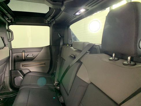 New 2025 GMC Hummer EV 3X w/ Extreme Off-Road Package image 28