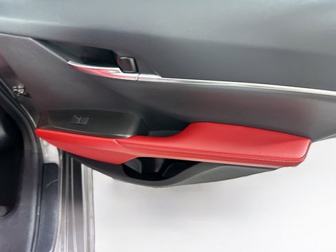 Used 2024 Toyota Camry XSE image 28