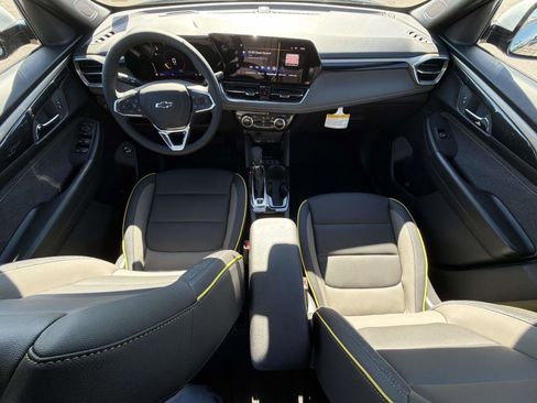 New 2026 Chevrolet TrailBlazer ACTIV w/ Convenience Package image 2