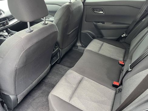 Certified 2025 Nissan Rogue SV AWD/4WD image 14