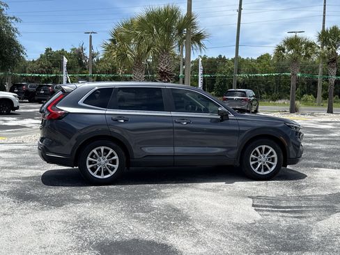 Used 2025 Honda CR-V EX-L image 6