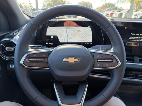 New 2026 Chevrolet Equinox LT image 26