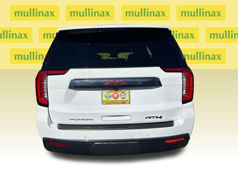Used 2023 GMC Yukon AT4 AWD/4WD image 6