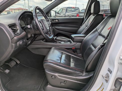 Used 2024 Dodge Durango GT image 9
