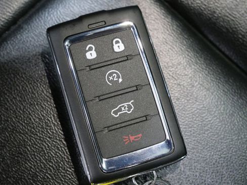 Used 2025 Jeep Grand Cherokee Limited image 29