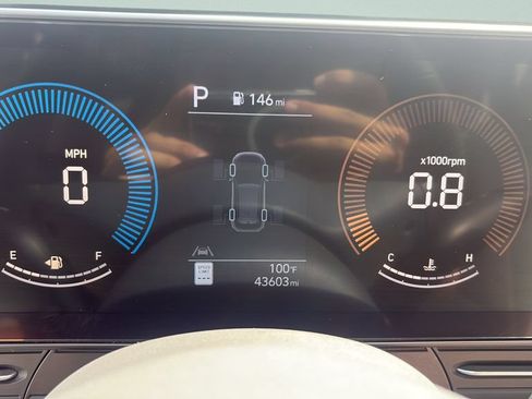 Used 2025 Hyundai Kona SEL AWD/4WD image 21