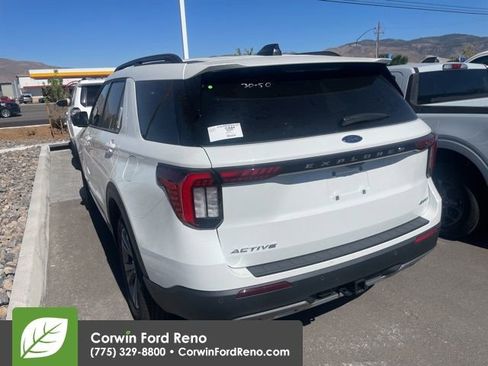 New 2025 Ford Explorer Active w/ Active Comfort Package image 3