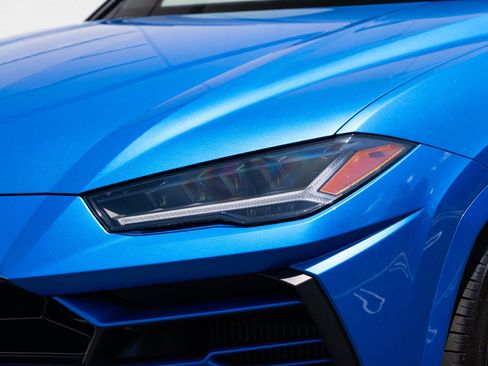 Used 2019 Lamborghini Urus AWD/4WD image 25