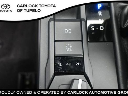 Used 2025 Toyota Tacoma TRD Sport AWD/4WD image 15