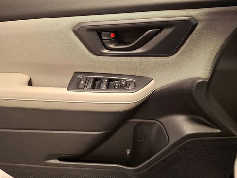 Certified 2025 Subaru Forester w/ Convenience Package #1 image 14