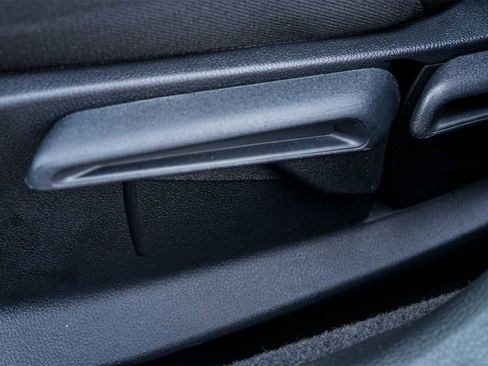 Certified 2025 Honda Accord LX image 21