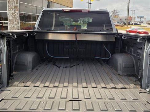 Used 2023 GMC Sierra 1500 SLT w/ SLT Premium Package image 12