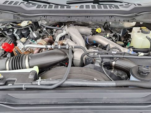 New 2025 Ford F350 XL w/ XL Chrome Package image 15