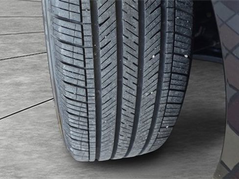 Used 2025 Buick Envista Sport Touring w/ Convenience I Package image 24