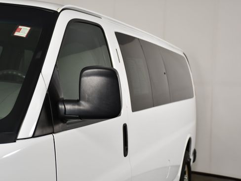 Used 2013 Chevrolet Express 3500 LT w/ LT Preferred Equipment Group RWD image 13