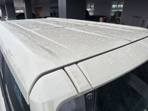 New 2025 Ford Bronco Badlands image 9