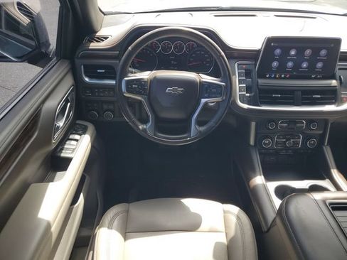 Certified 2021 Chevrolet Tahoe Z71 w/ Z71 Signature Package AWD/4WD image 18