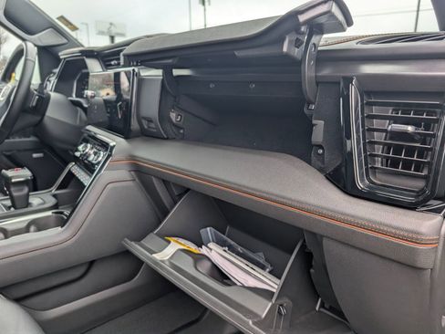 Certified 2025 GMC Sierra 1500 AT4 w/ Technology Package image 37