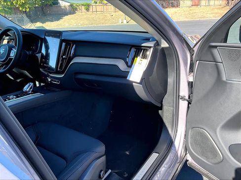 New 2026 Volvo XC60 B5 Plus w/ Climate Package image 28