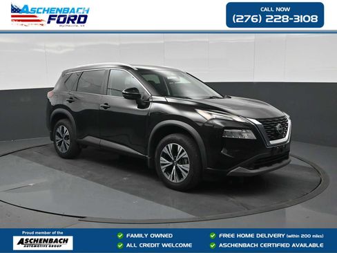 Used 2023 Nissan Rogue SV w/ SV Premium Package AWD/4WD image 1